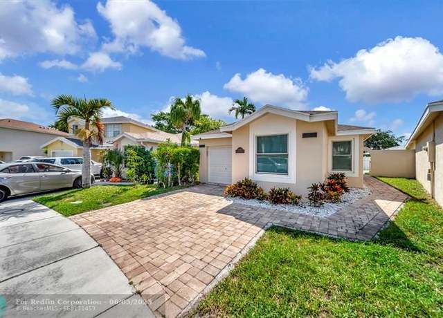 Property at 4036 Eastridge Cir, Deerfield Beach, FL 33064, 3 beds, 2 baths
