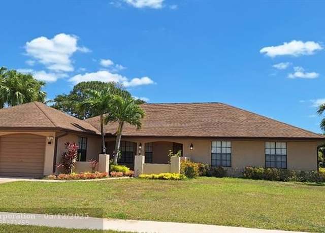 Property at 2457 SE Gowin Dr, Port St. Lucie, FL 34952, 3 beds, 2 baths