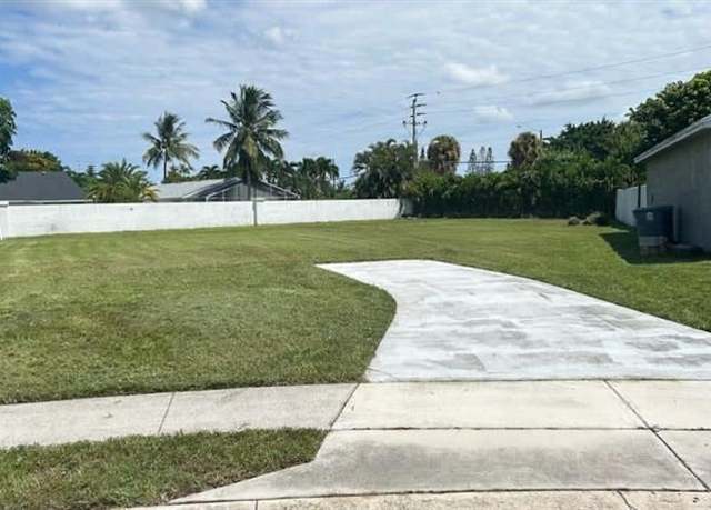 Property at 23228 Bentley Pl, Boca Raton, FL 33433
