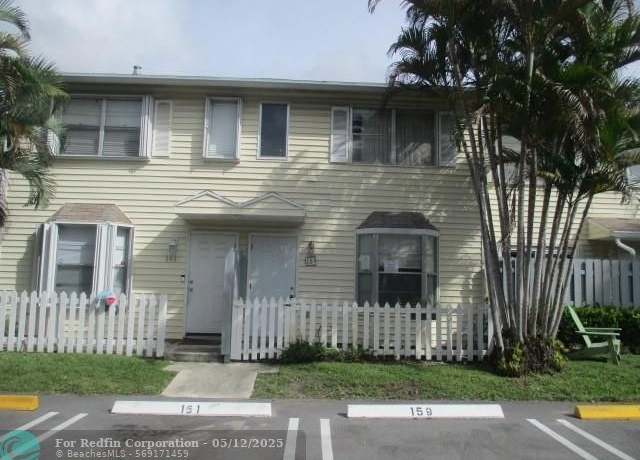 Property at 159 SW 3rd St #159, Pompano Beach, FL 33060, 2 beds, 1.5 baths