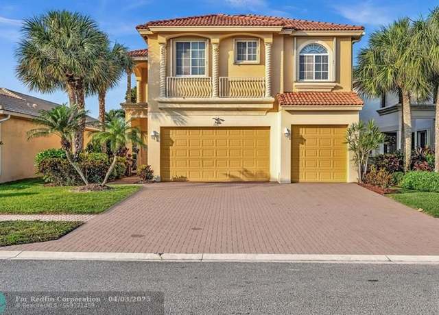 Property at 136 Catania Way, Royal Palm Beach, FL 33411, 5 beds, 4 baths