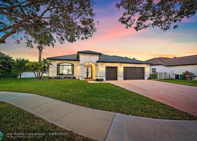 Property at 4780 Citrus Way, Cooper City, FL 33330, 4 beds, 3 baths