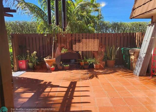 Property at Undisclosed address, Davie, FL 33325, 3 beds, 2.5 baths
