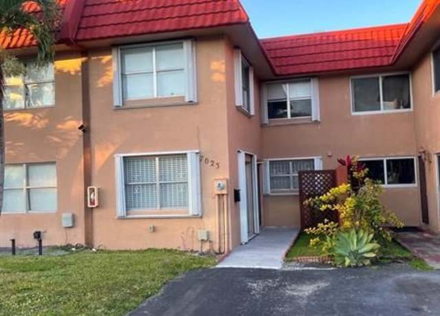 Property at 7023 NW 169th St, Hialeah, FL 33015, 4 beds, 3 baths