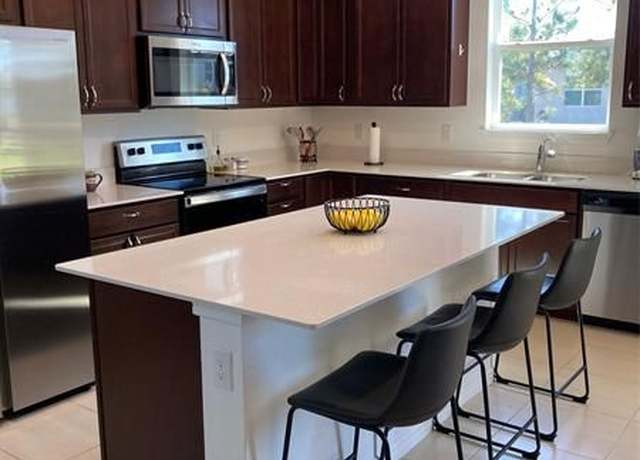 Property at 9412 SW 53rd Pl, FL 34481, 2 beds, 2 baths
