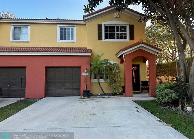Property at 10320 SW 18th St #10320, Miramar, FL 33025, 4 beds, 2.5 baths