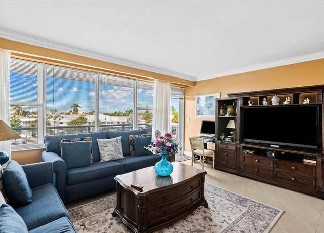 Property at 3300 NE 36th St #302, Fort Lauderdale, FL 33308, 2 beds, 2 baths