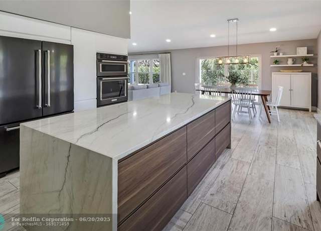 Property at 7110 NW 44th Ln, Coconut Creek, FL 33073, 4 beds, 2.5 baths