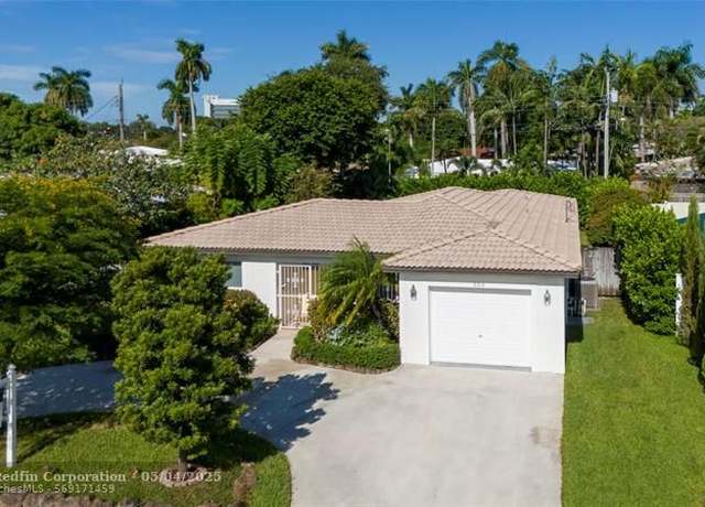 Property at 304 N 31st Ct, Hollywood, FL 33021, 2 beds, 2 baths