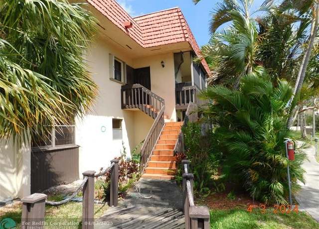 Property at 840 NE 199th St Unit 208B, Miami, FL 33179, 2 beds, 2 baths