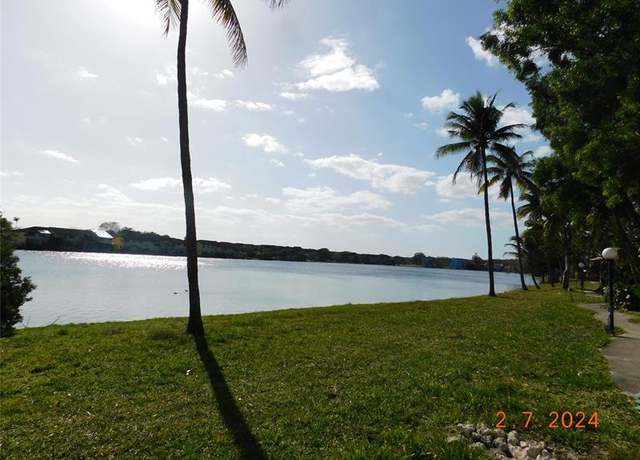 Property at 840 NE 199th St Unit 208B, Miami, FL 33179, 2 beds, 2 baths