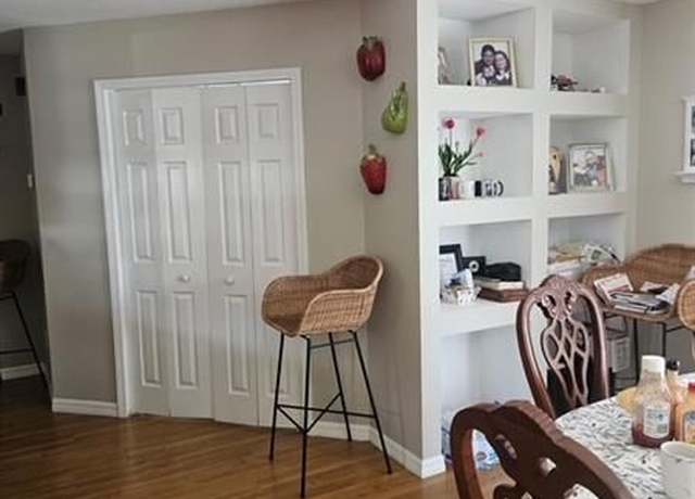 Property at 632 SE Evergreen Ter, Port St. Lucie, FL 34983, 3 beds, 2 baths