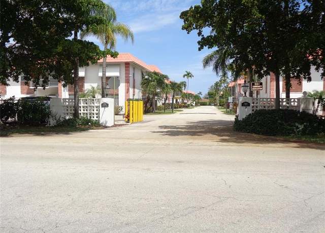 Property at 3550 NW 8th Ave #609, Pompano Beach, FL 33064, 2 beds, 1.5 baths