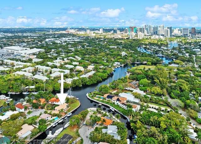 Property at 1504 SW 5th St, Fort Lauderdale, FL 33312, 4 beds, 3 baths