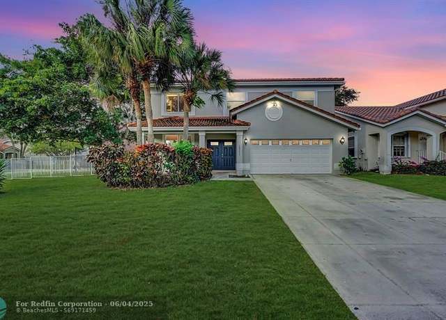 Property at 18219 Blue Lake Way, Boca Raton, FL 33498, 4 beds, 3.5 baths