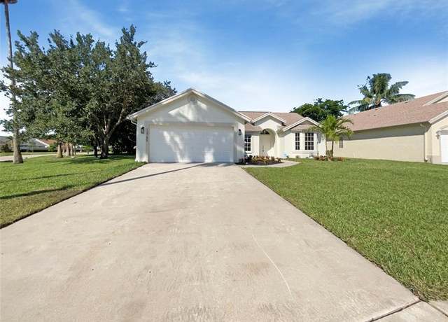 Property at 12785 Meadowbreeze Dr, Wellington, FL 33414, 3 beds, 2 baths