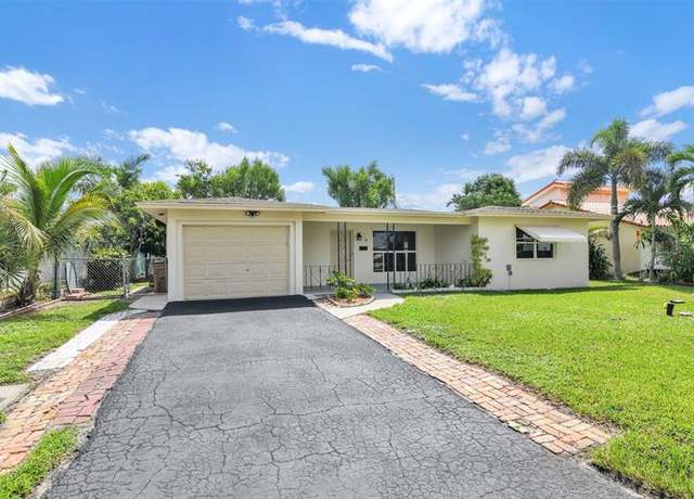 Property at 28 SE 8th Ave, Deerfield Beach, FL 33441, 2 beds, 2 baths