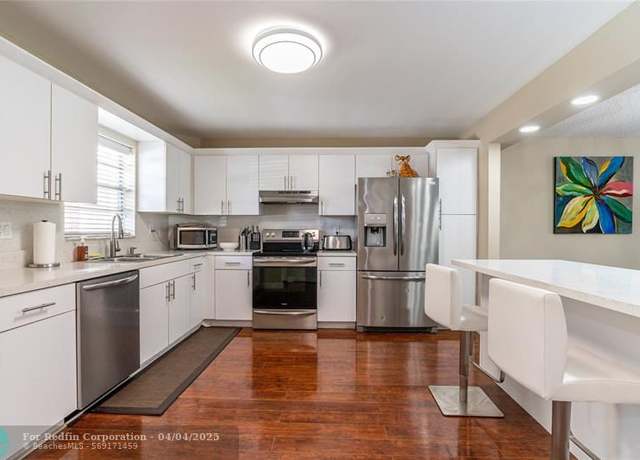 Property at 150 S Hollybrook Ter #107, Pembroke Pines, FL 33025, 2 beds, 2 baths