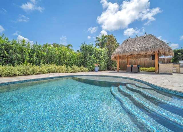 Property at 3621 N 33rd Ter, Hollywood, FL 33021, 4 beds, 3.5 baths