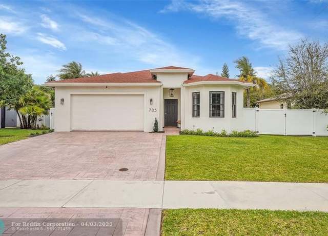 Property at 705 NE 1st St, Pompano Beach, FL 33060, 4 beds, 2 baths