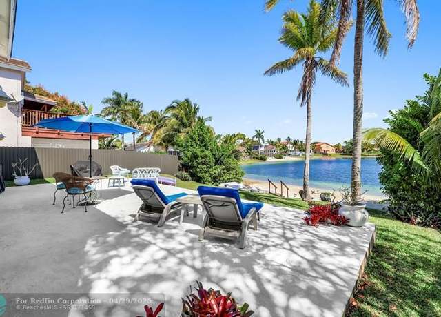 Property at 20833 SW 86 Ave, Cutler Bay, FL 33189, 4 beds, 2.5 baths