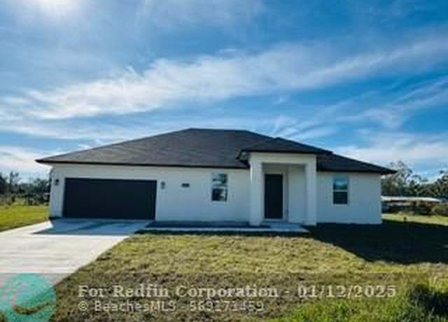 Property at 7752 NW 90th Ct, Okeechobee, FL 34972, 4 beds, 2 baths