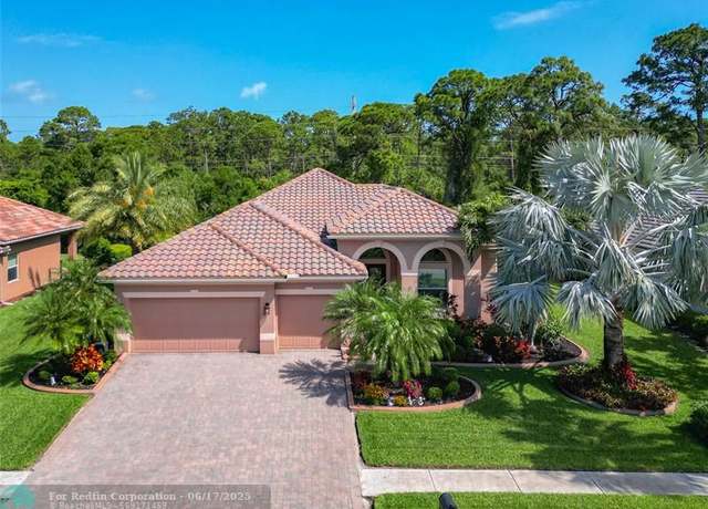 Property at 7651 Fieldstone Ranch Sq, Vero Beach, FL 32967, 4 beds, 3 baths