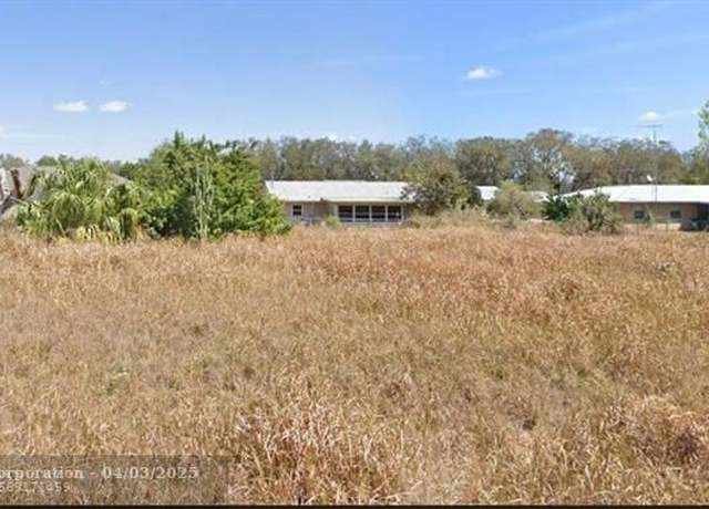 Property at 2212 N Lacross Rd, FL 33825