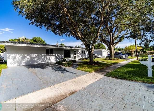 Property at 131 NW 72nd Way, Hollywood, FL 33024, 3 beds, 2 baths