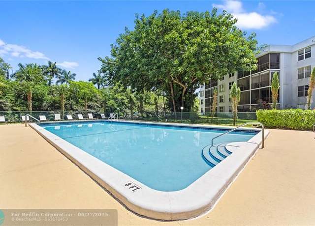 Property at 104 Royal Park Dr Unit 4H, Oakland Park, FL 33309, 2 beds, 2 baths