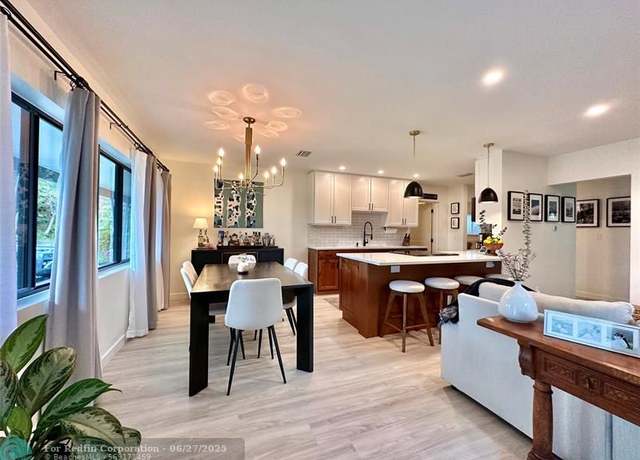 Property at 501 NW 25th St, Wilton Manors, FL 33311, 4 beds, 2 baths