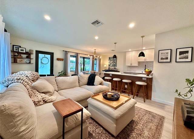 Property at 501 NW 25th St, Wilton Manors, FL 33311, 4 beds, 2 baths