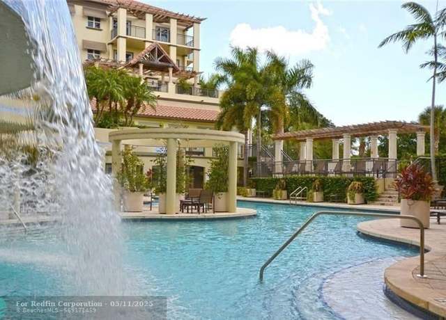 Property at 2631 NE 14th Ave #309, Wilton Manors, FL 33334, 1 bed, 1.5 baths