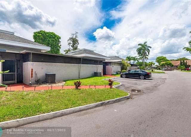 Property at 2351 SW 81st Ave #104, Davie, FL 33324, 2 beds, 2 baths