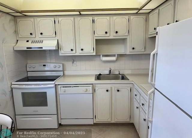 Property at 7805 W Atlantic Blvd #202, Margate, FL 33063, 2 beds, 2 baths