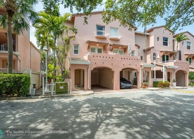 Property at 2005 Oceanwalk Ter #300, Pompano Beach, FL 33062, 2 beds, 2.5 baths