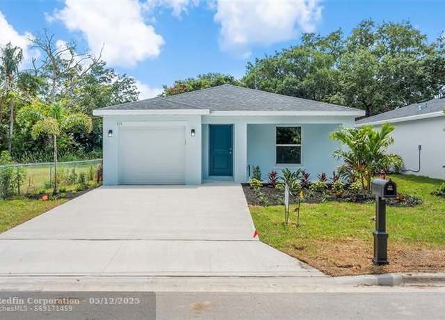 Property at 426 Douglas Ct, Fort Pierce, FL 34950, 3 beds, 2 baths