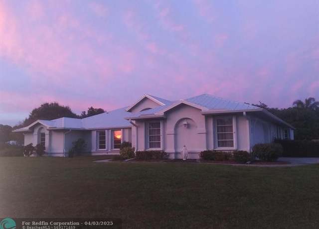 Property at 3041 SE Dalhart Rd, Port St. Lucie, FL 34952, 4 beds, 2 baths