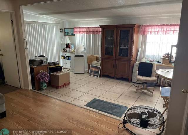 Property at 8630 SW 23rd Pl, Davie, FL 33324, 2 beds, 2 baths