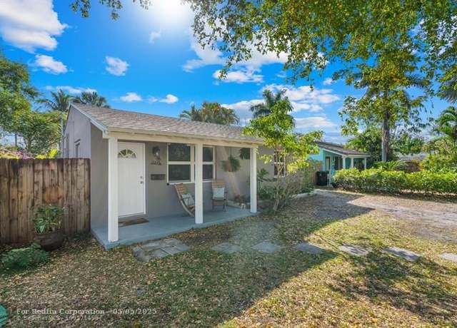 Property at 1324 NE 1st Ave, Fort Lauderdale, FL 33304, 2 beds, 1 bath