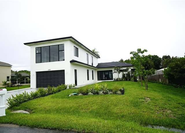 Property at 12061 NW 26th St, Plantation, FL 33323, 4 beds, 4.5 baths