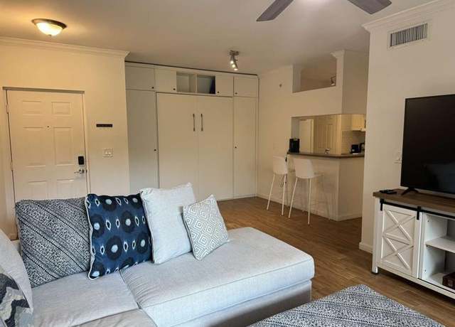 Property at 17125 N Bay Rd #3102, Sunny Isles Beach, FL 33160, 1 bed, 1 bath