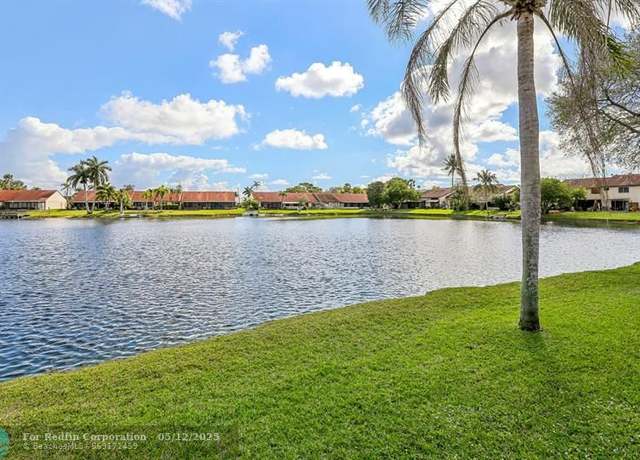 Property at 5580 SW 28th Ter, Fort Lauderdale, FL 33312, 3 beds, 2 baths