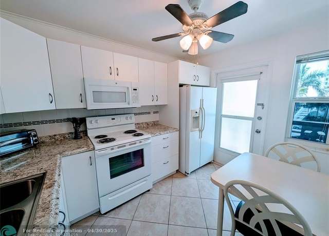 Property at 1893 S Ocean Dr #405, Hallandale, FL 33009, 2 beds, 2 baths