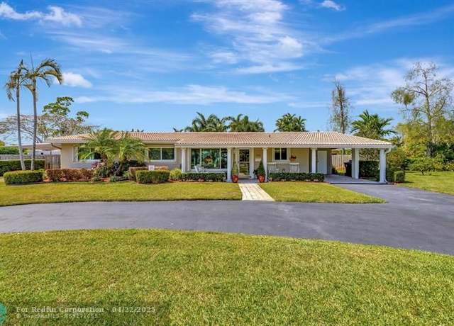 Property at 2201 NW 3rd Ave, Wilton Manors, FL 33311, 3 beds, 2 baths