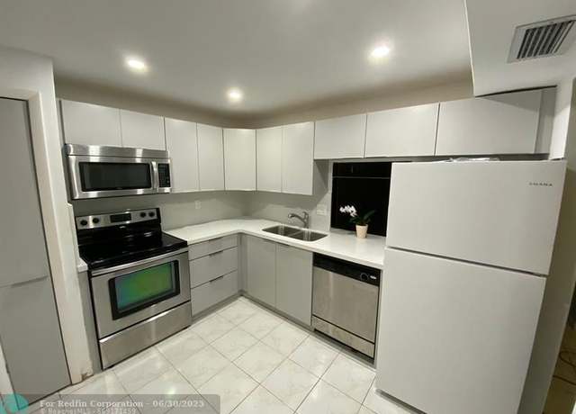 Property at Undisclosed address, North Miami Beach, FL 33179, 1 bed, 1.5 baths