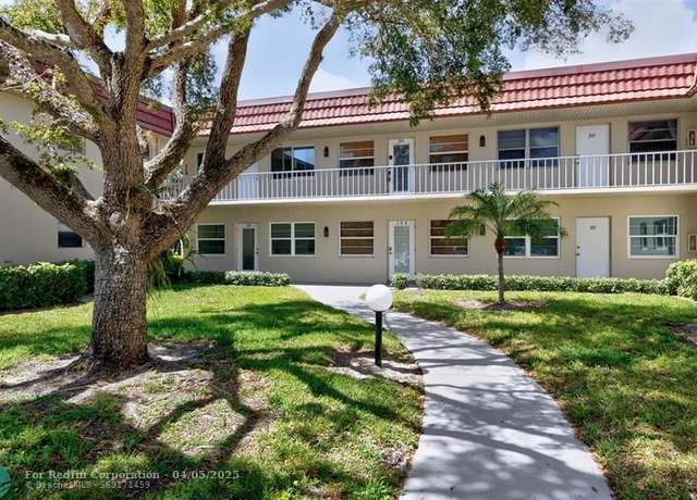 Property at 30 Pine Arbor Ln #204, Vero Beach, FL 32962, 1 bed, 1 bath
