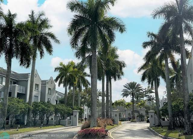 Property at 11133 SW 8th St Unit 306-9, Pembroke Pines, FL 33025, 2 beds, 2 baths