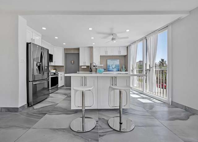 Property at 720 Bayshore Dr #202, Fort Lauderdale, FL 33304, 2 beds, 2 baths