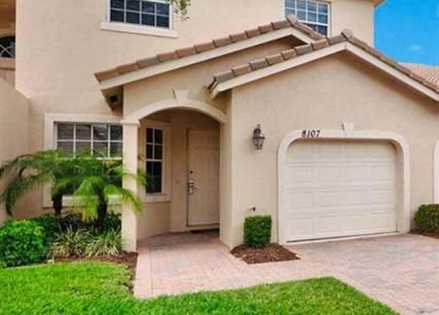 Property at 8107 Carnoustie Pl, Port St. Lucie, FL 34986, 4 beds, 2.5 baths